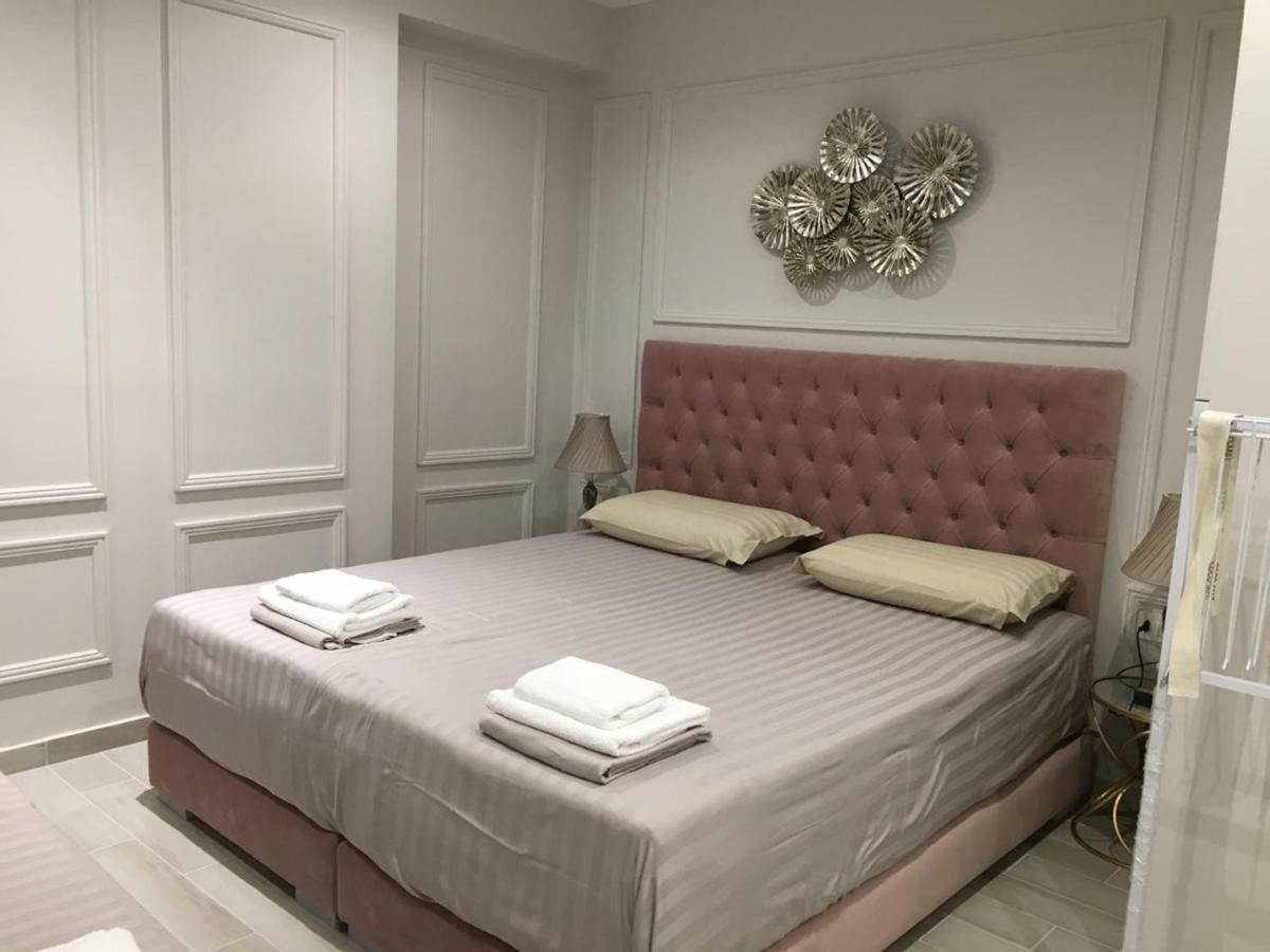 Onira Luxury Rooms Саранде Екстериор снимка