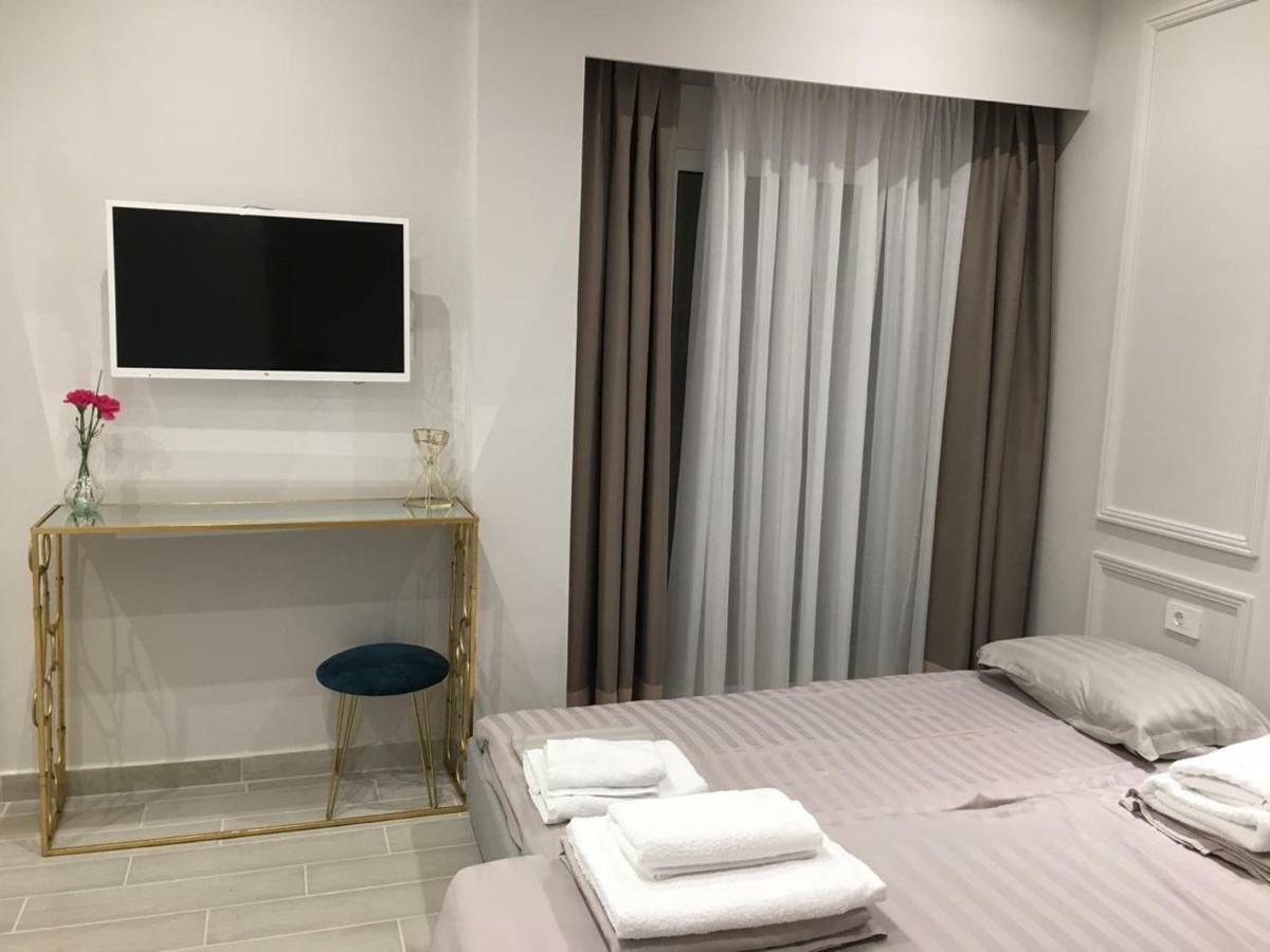 Onira Luxury Rooms Саранде Екстериор снимка