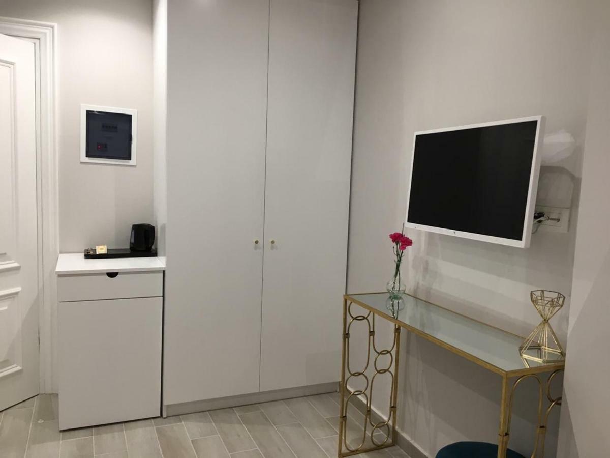 Onira Luxury Rooms Саранде Екстериор снимка